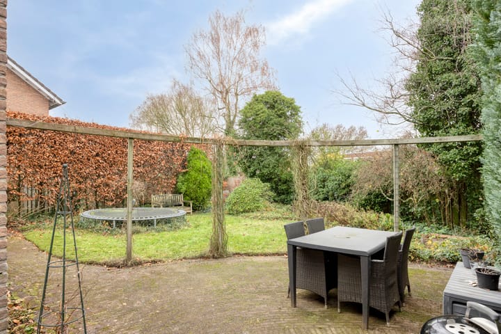 Photo 6 of Van Lidth de Jeudelaan 17