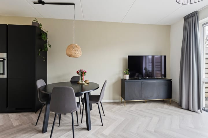 Photo 6 of Spoetnikstraat 13