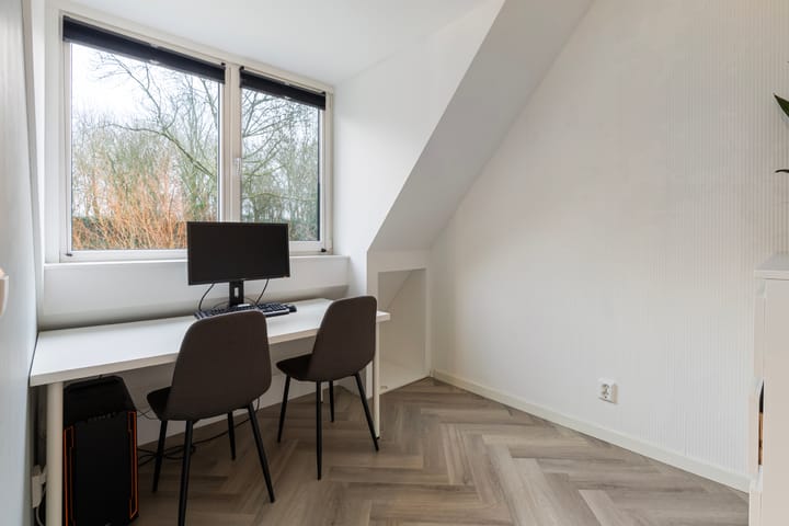 Photo 15 of Spoetnikstraat 13