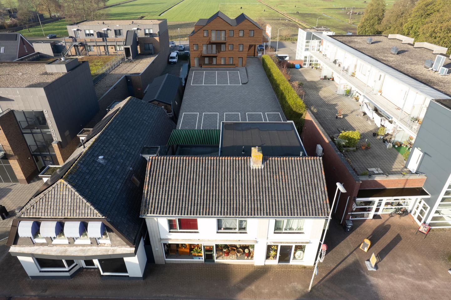 Bekijk foto 1 van Zuiderzeestraatweg 132