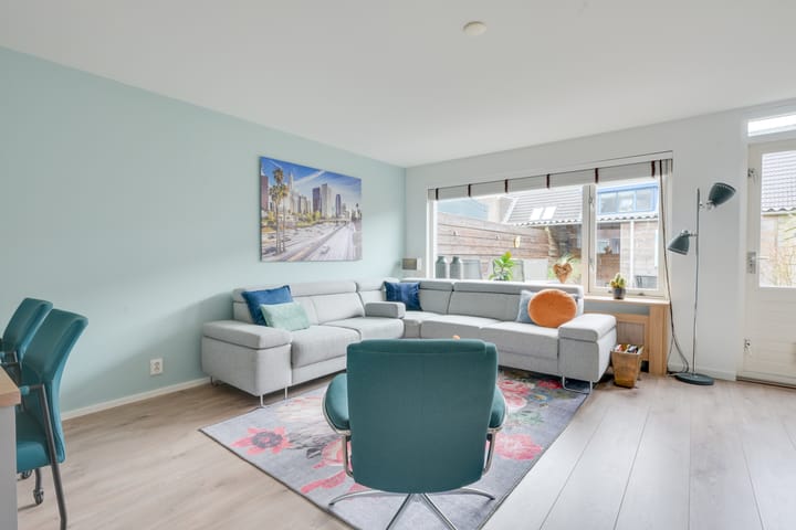 Photo 2 of Juliana Wilhelmina van der Noordaatuin 9