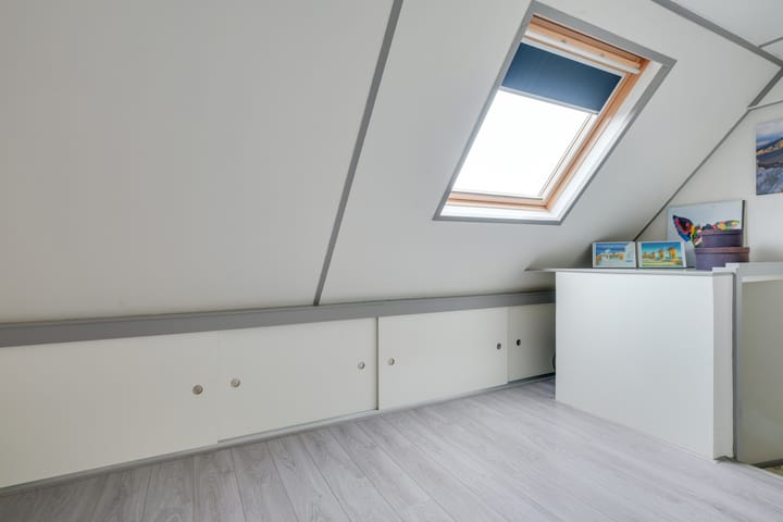 Photo 27 of Juliana Wilhelmina van der Noordaatuin 9