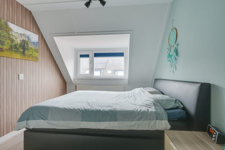 Photo 18 of Juliana Wilhelmina van der Noordaatuin 9