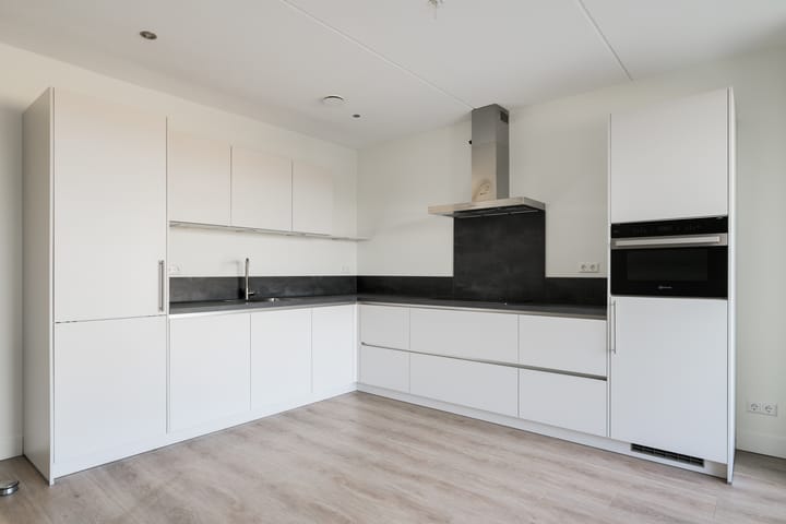 Foto 23 van Spoorstraat 34-C