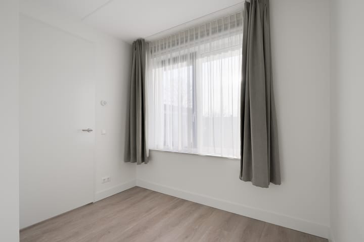 Foto 39 van Spoorstraat 34-C