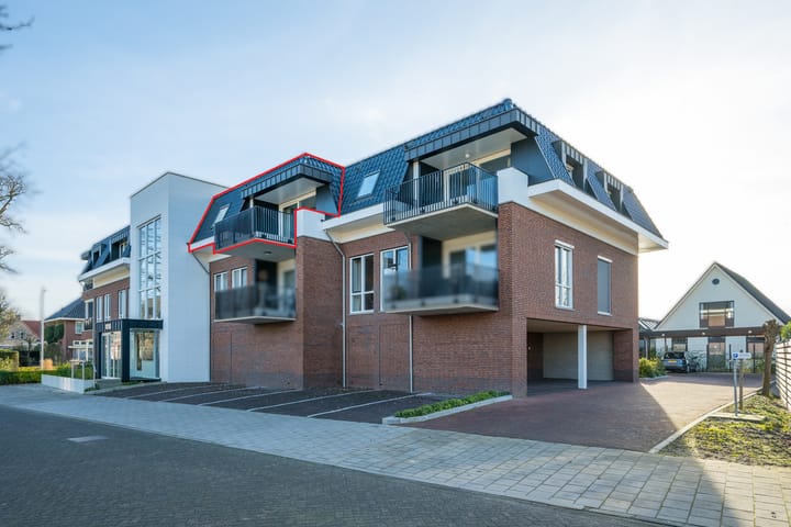 Photo 5 of Spoorstraat 34-C