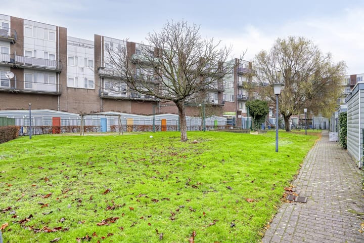 Foto 24 van Mathenesserdijk 159-G