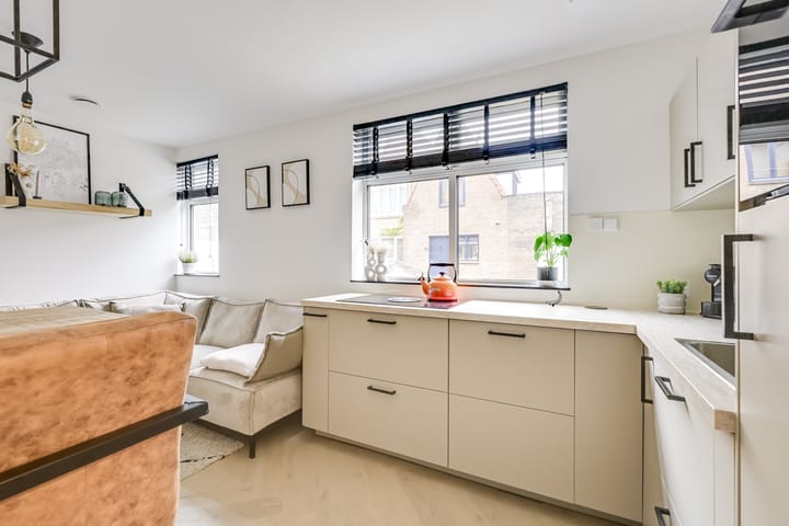 Foto 8 van Weltevredenstraat 2