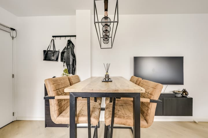 Foto 13 van Weltevredenstraat 2