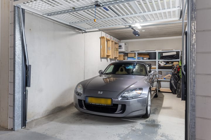 Photo 33 of Euryzakade 110