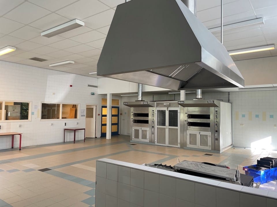 View photo 2 of Wijnhofstraat 1