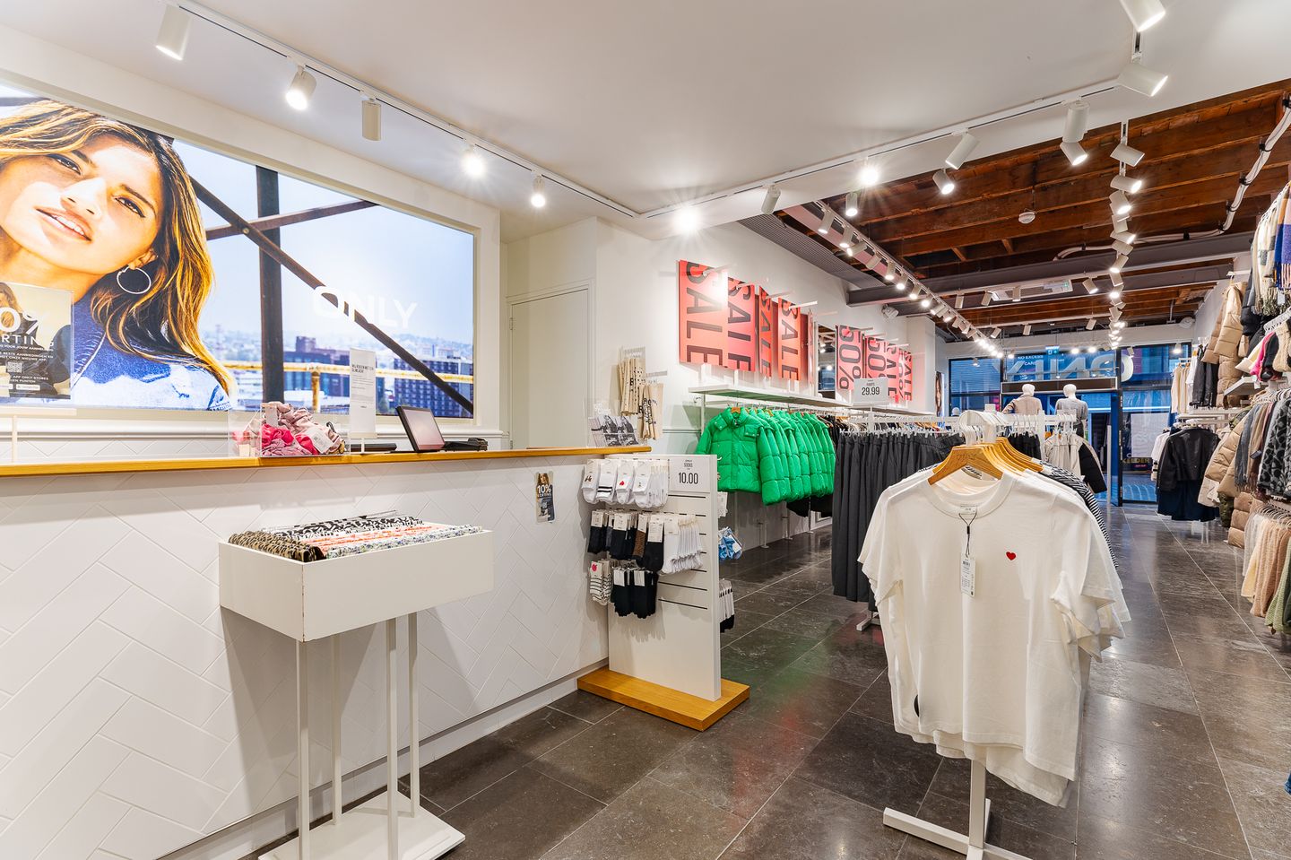 View photo 5 of Walstraat 94