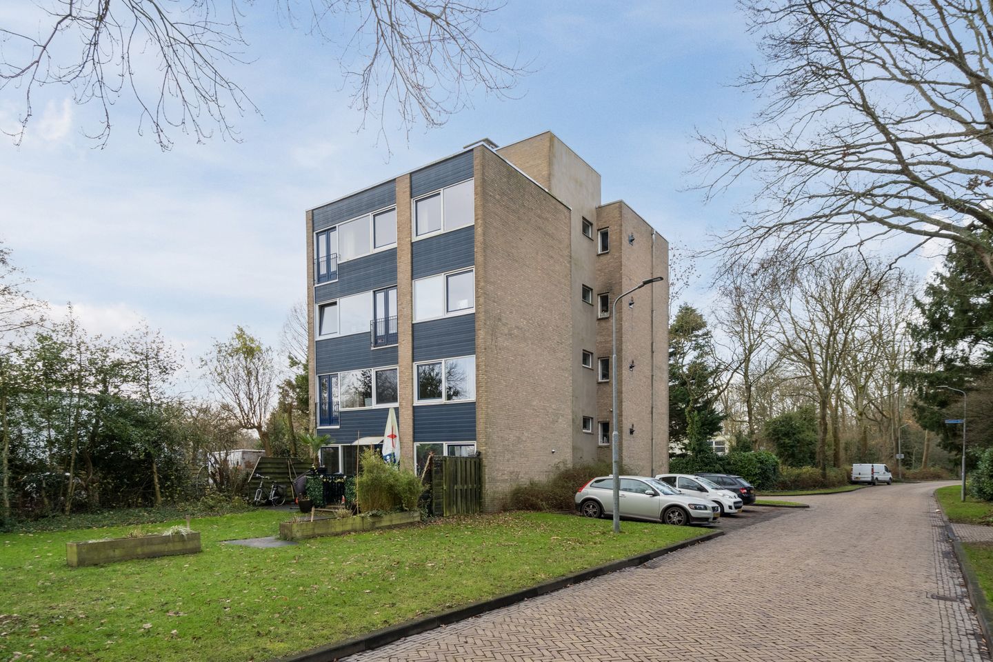 Foto 20 van Guardini-Nes 20-C