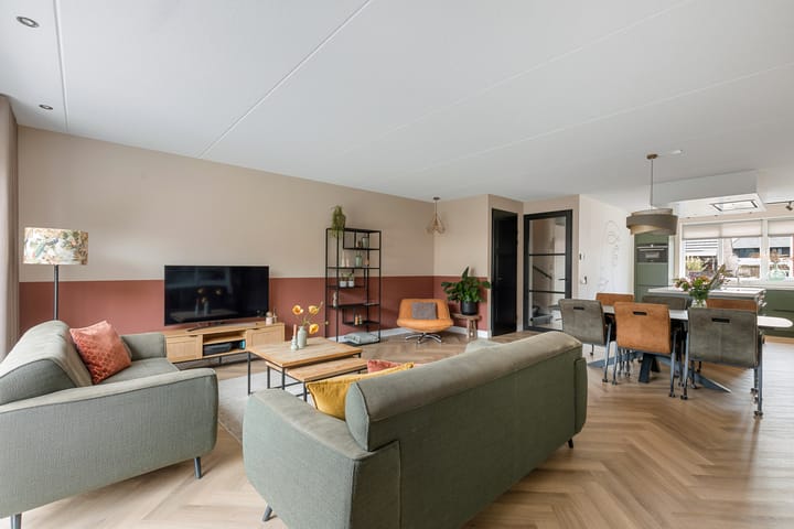 Foto 9 van Roveniusstraat 5