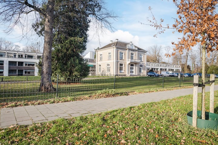 Photo 54 of Dr.v.d.Hoevenlaan 1-B