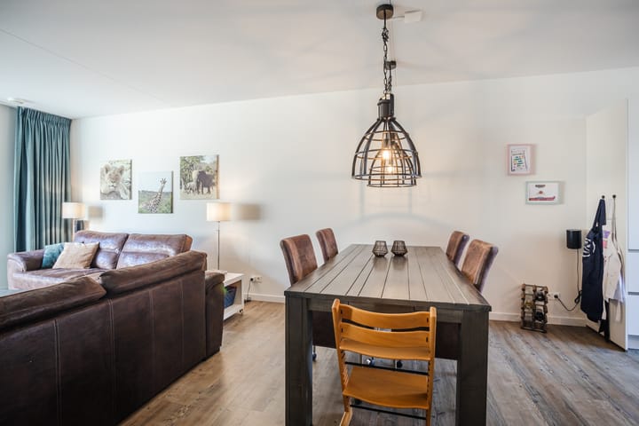 Photo 11 of Dr.v.d.Hoevenlaan 1-B