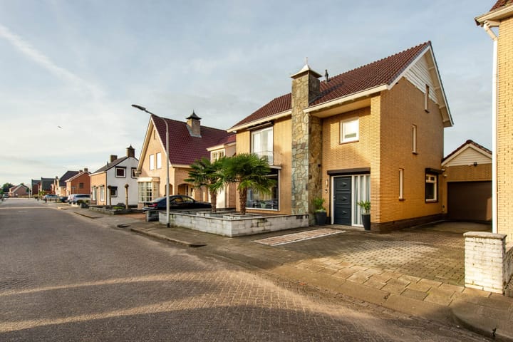 Foto 41 van Margrietstraat 12-A