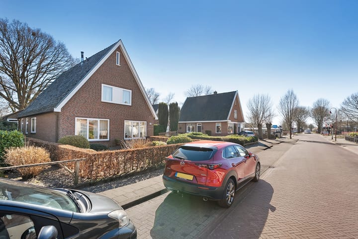 Foto 4 van Spoorstraat 11