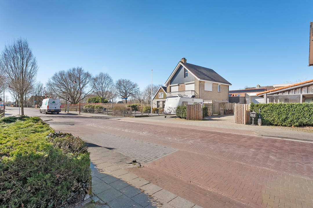 Foto 7 van Spoorstraat 11