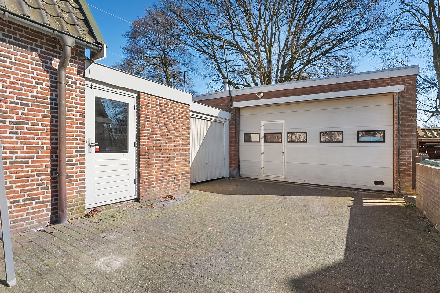 Photo 14 of Spoorstraat 11