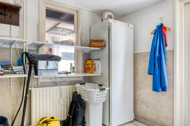 Foto 25 van Spoorstraat 11