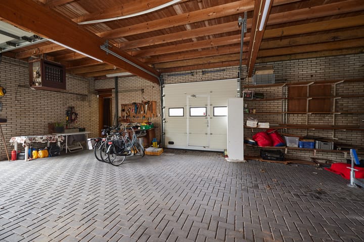 Foto 50 van Spoorstraat 11