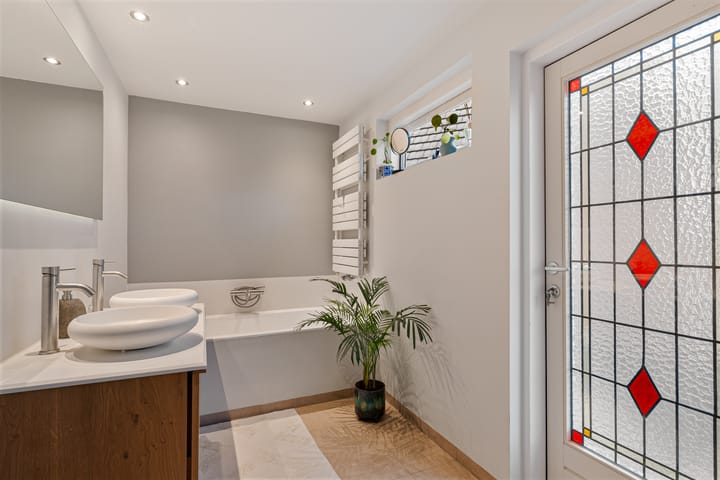 Foto 4 van Theresialaan 2