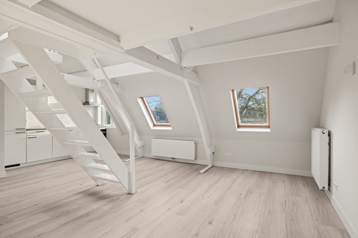 Foto 2 van Weerdsingel O.Z. 67-D