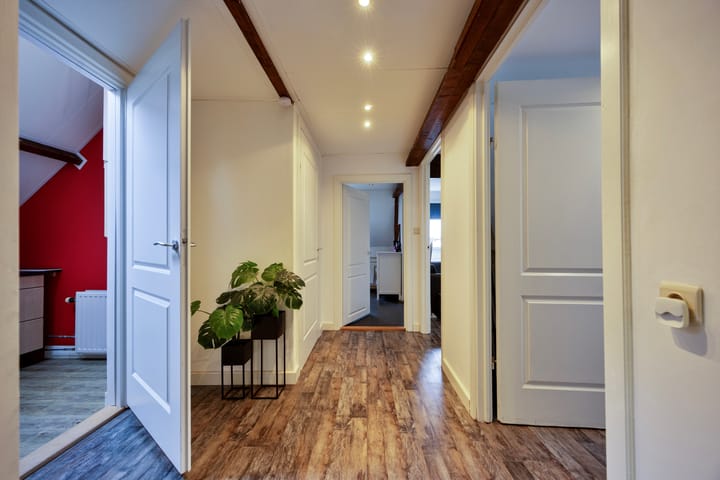 Photo 26 of Voorstraat 2