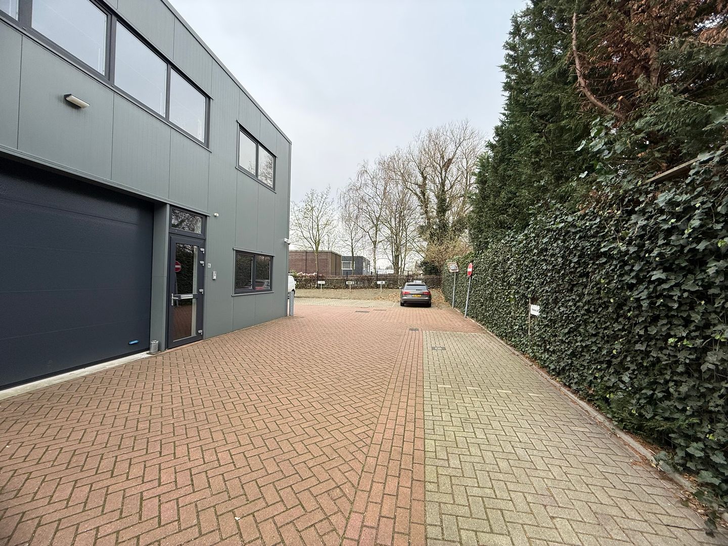 View photo 3 of Edisonstraat 3-M