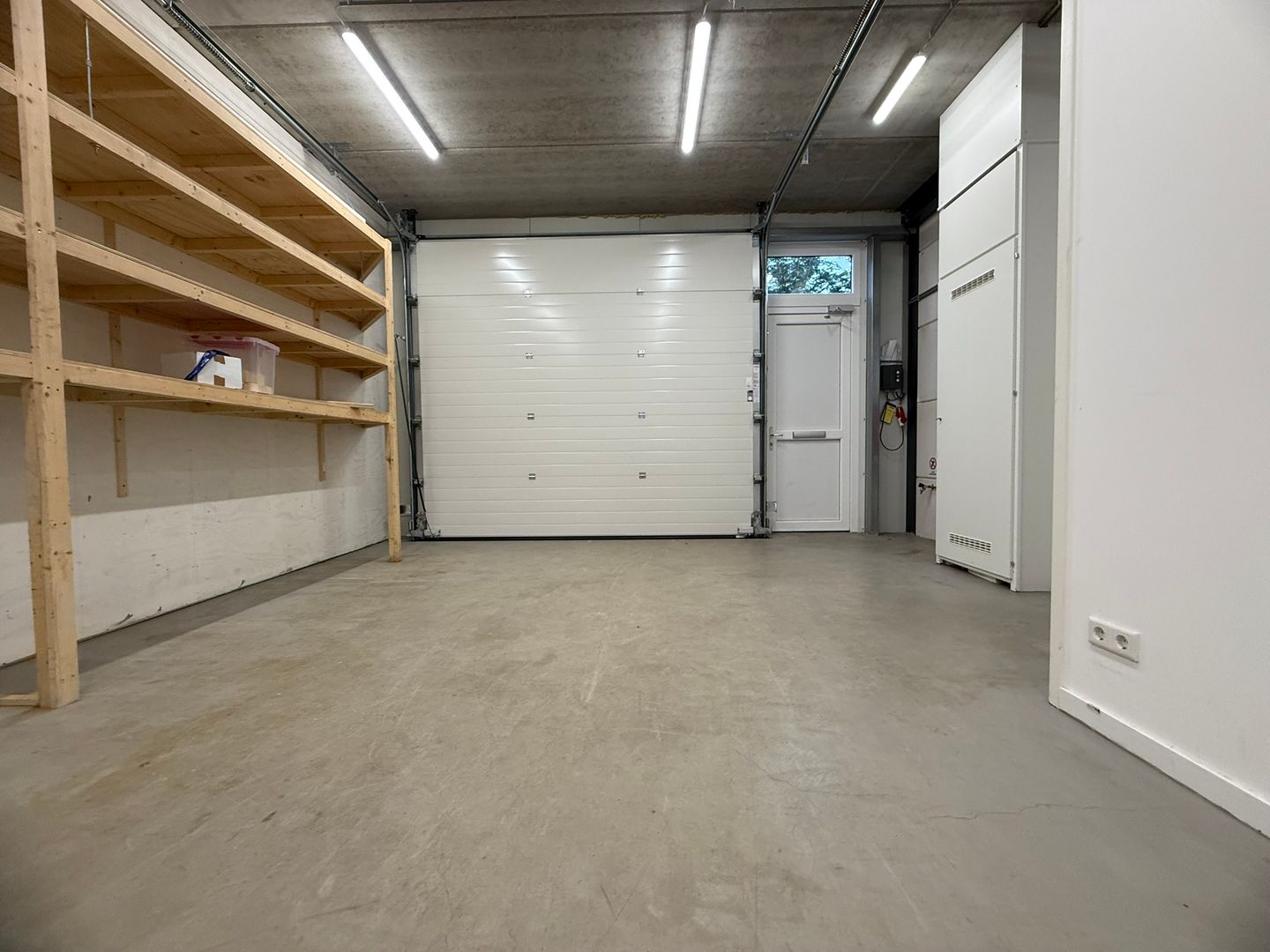 View photo 4 of Edisonstraat 3-M