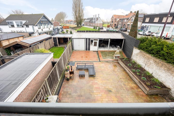 Photo 45 of Voorstraat 2