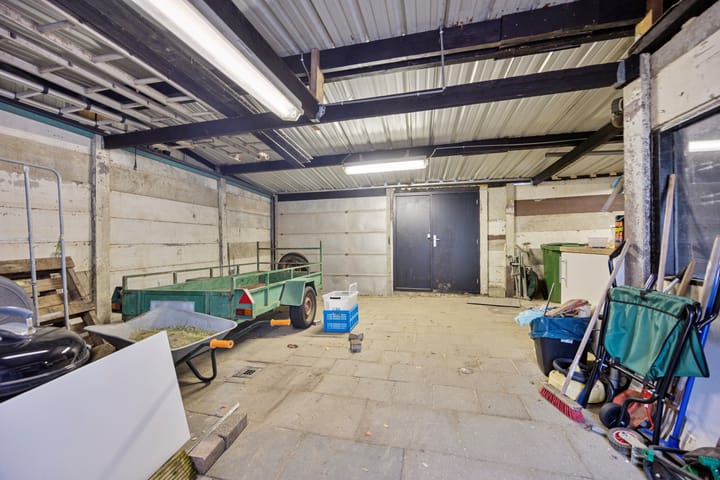 Photo 49 of Voorstraat 2