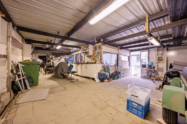 Photo 50 of Voorstraat 2