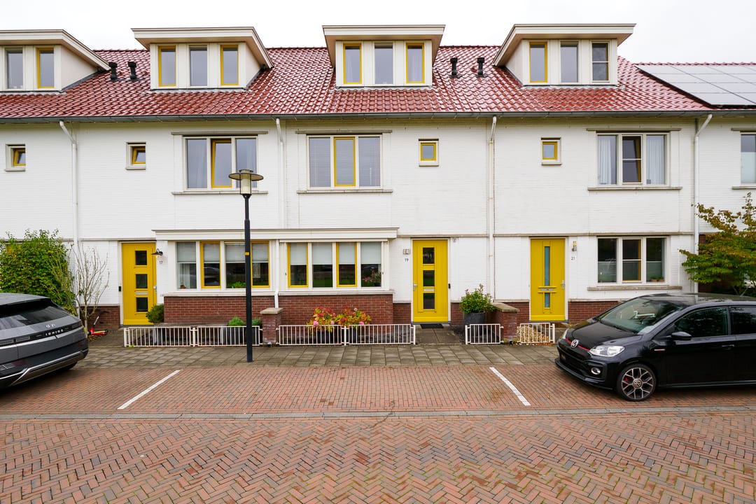 Foto 1 van Stelplaats 19