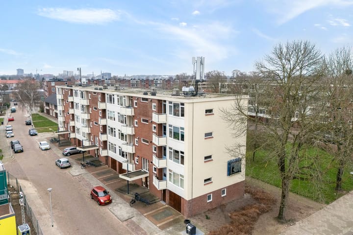 Foto 2 van Jacob van Ruysdaelstraat 80