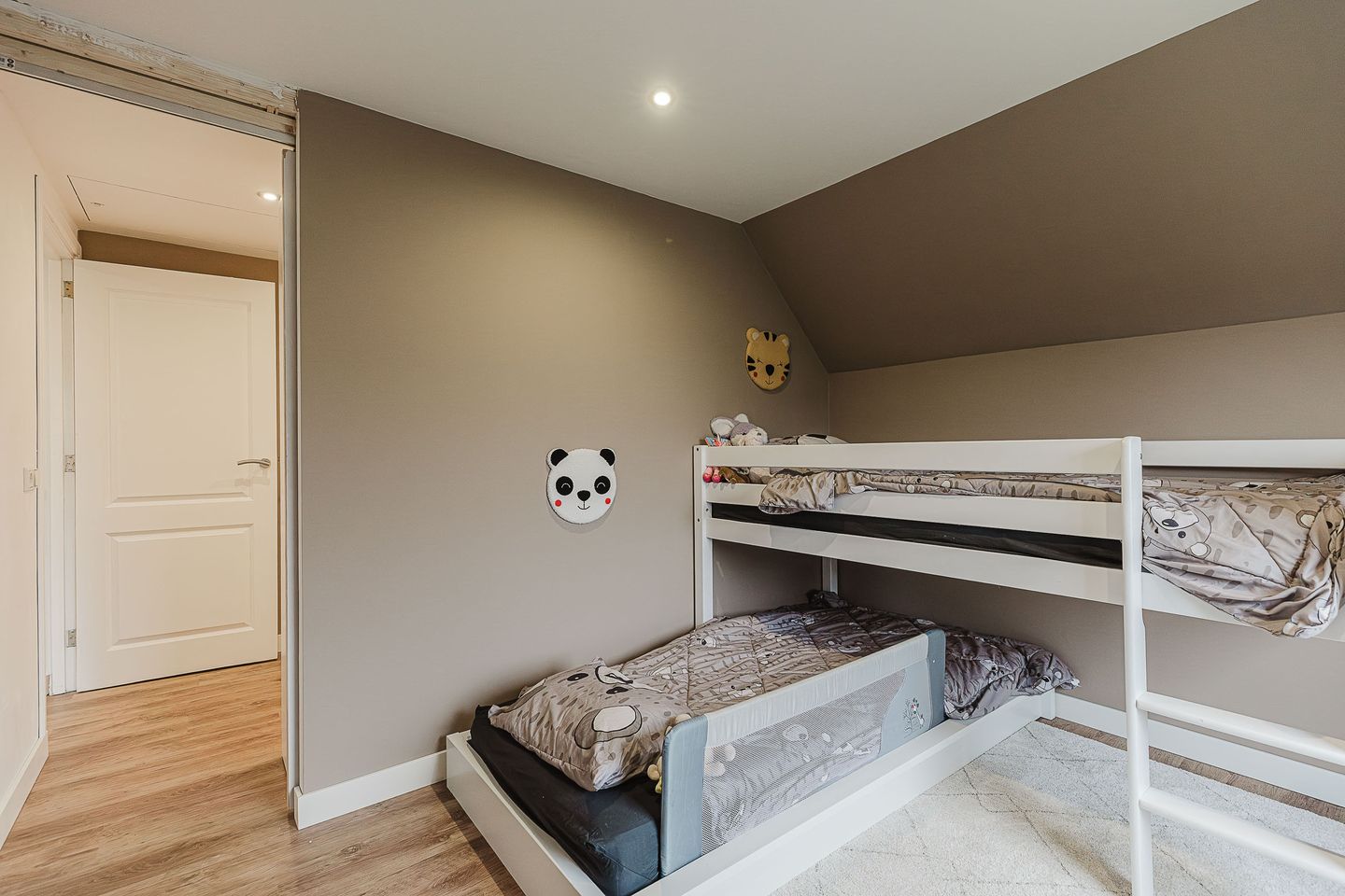 Foto 29 van Irenestraat 83