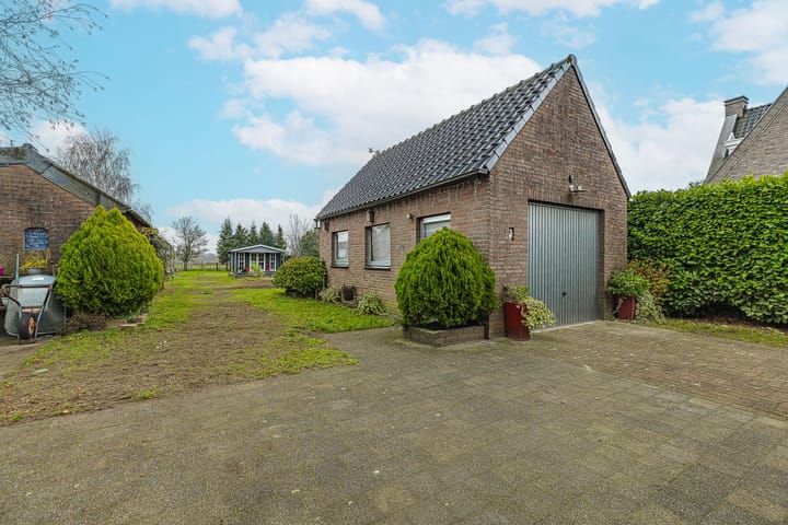 Foto 38 van Irenestraat 83