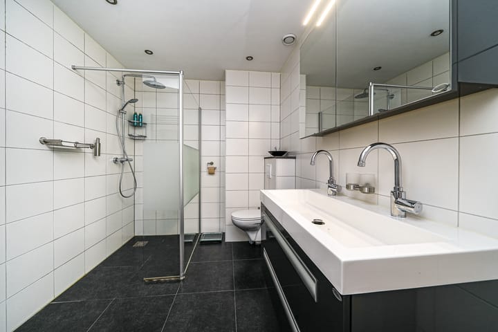 Photo 4 of Nelson Mandelastraat 8