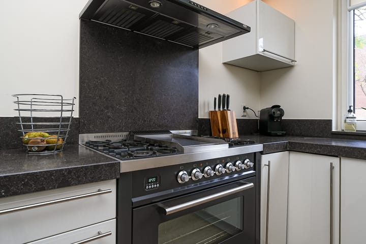 Photo 13 of Nelson Mandelastraat 8