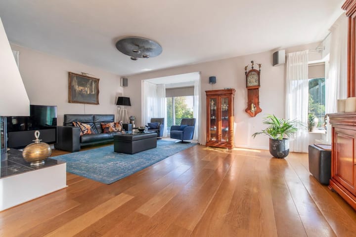 Foto 2 van Leeuwerik 44