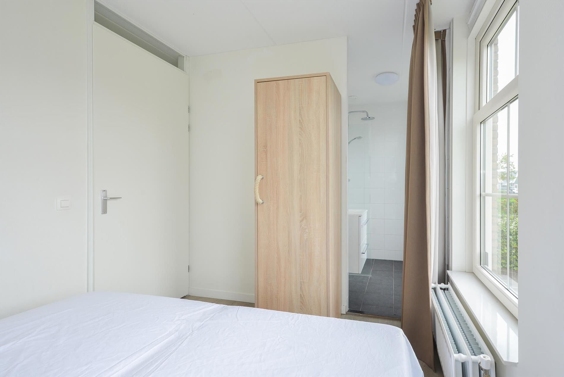 Photo 12 of Zeedijk 2-305