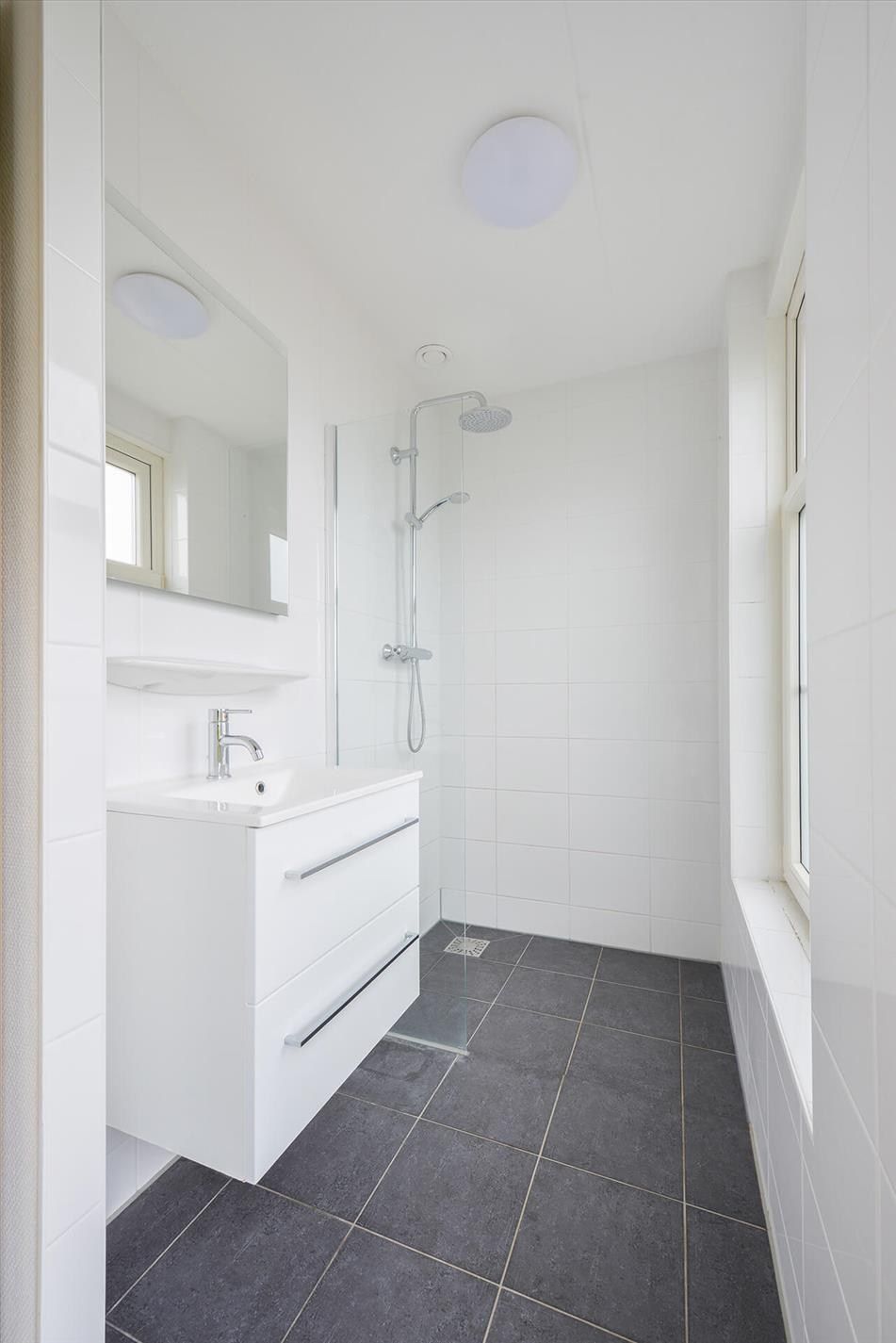 Photo 13 of Zeedijk 2-305