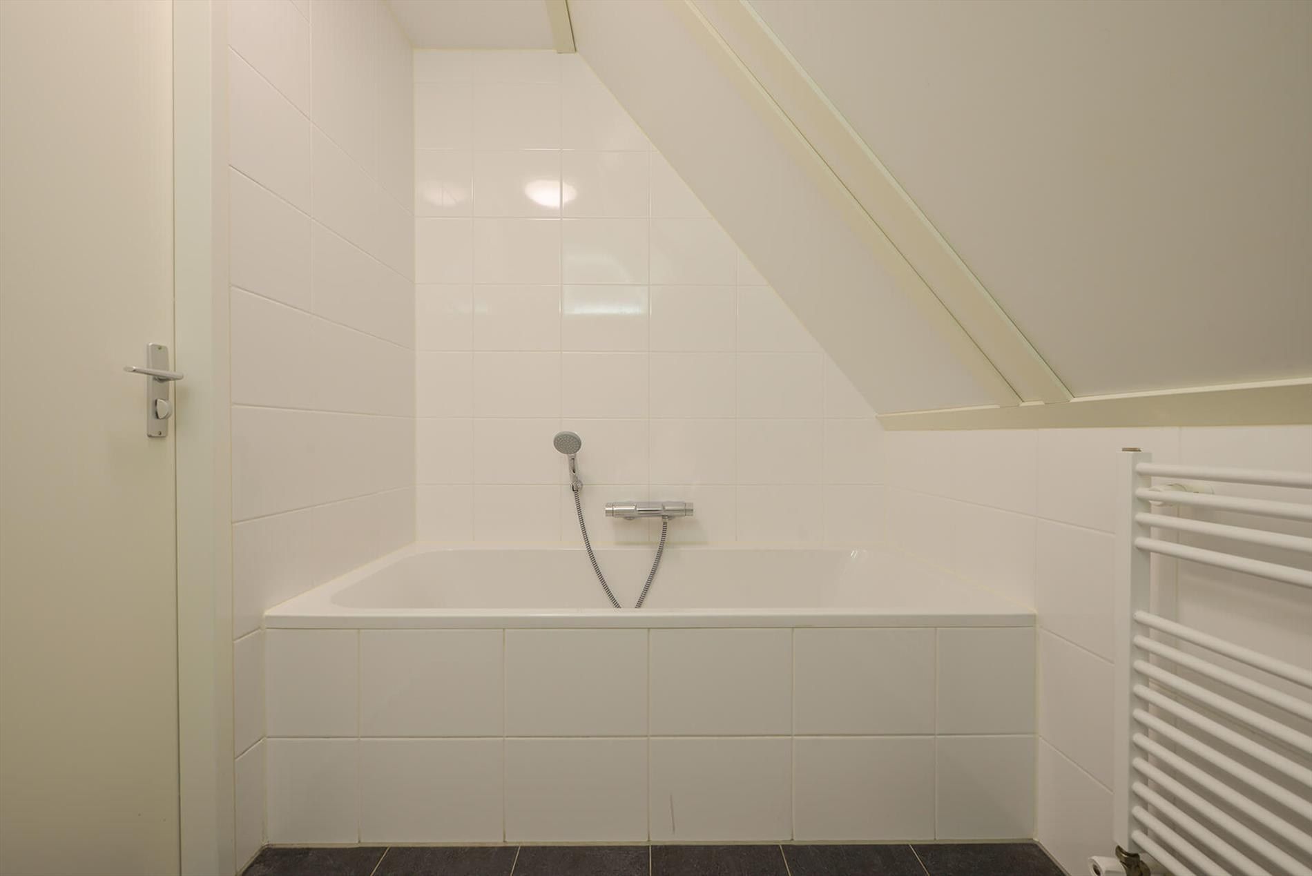 Photo 21 of Zeedijk 2-305