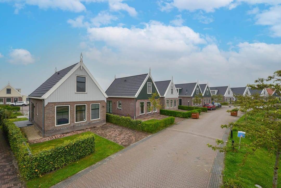 Photo 23 of Zeedijk 2-305