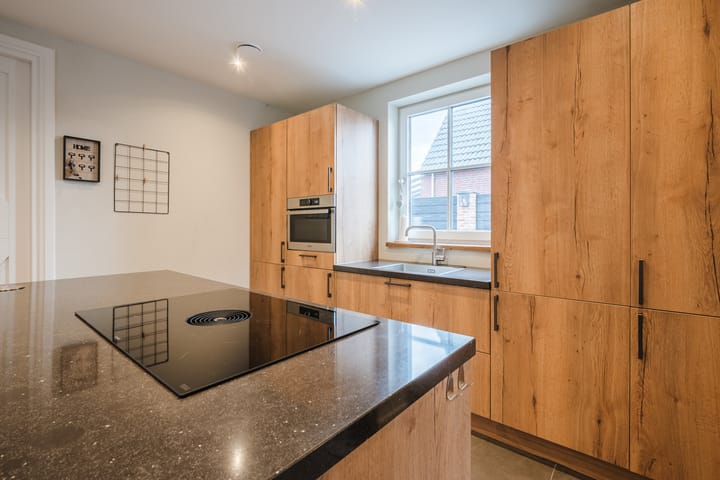 Foto 17 van Pastoor Verstijnenstraat 3-A