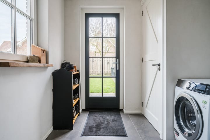 Foto 24 van Pastoor Verstijnenstraat 3-A