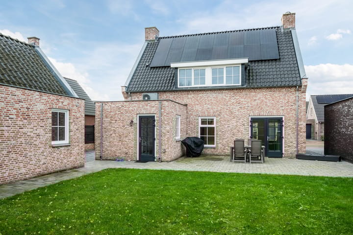 Foto 62 van Pastoor Verstijnenstraat 3-A