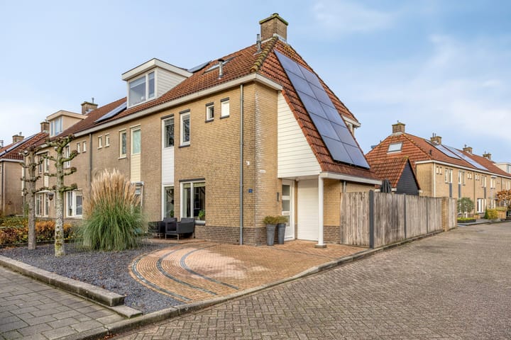 De Voorposten 15 main image