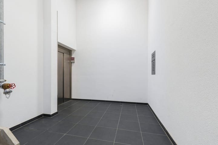 Photo 7 of Atelierstraat 268